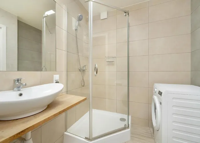 Charming Trzebnicka By Renters شقة